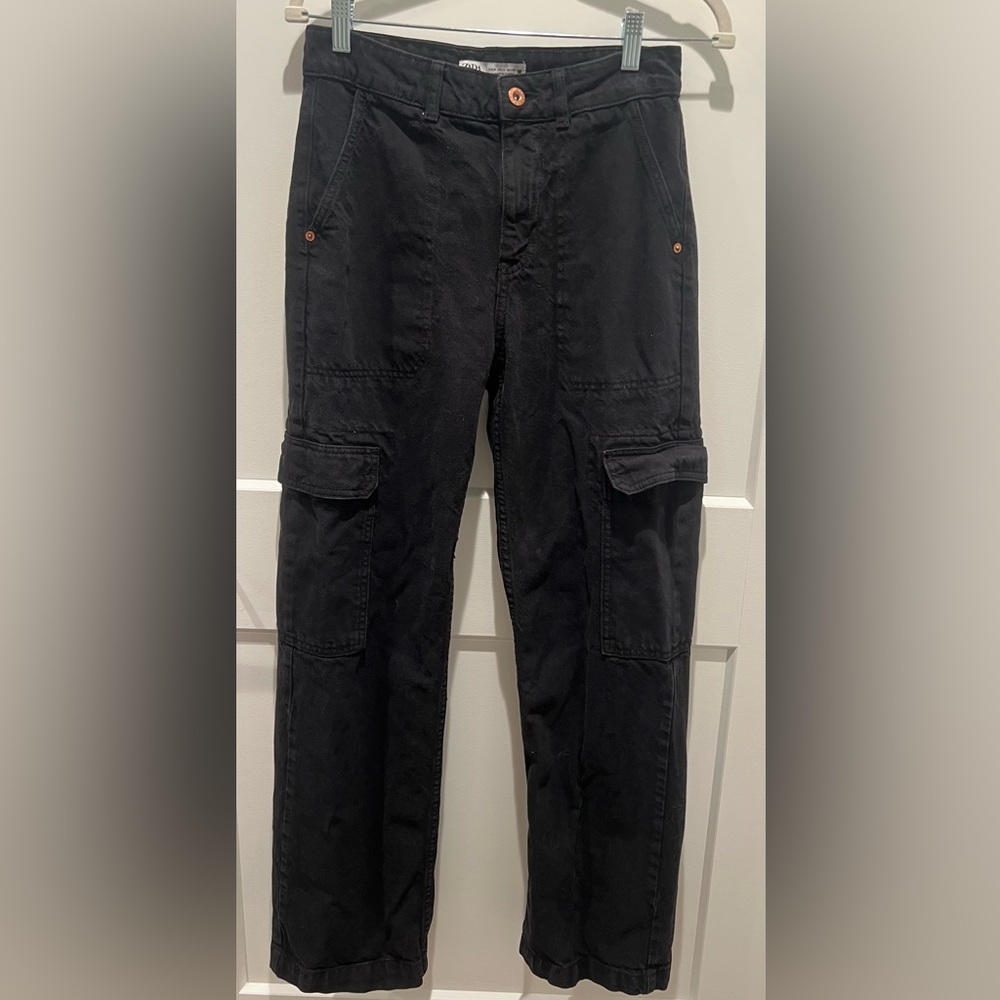 Zara Women's Black Cargo Pants